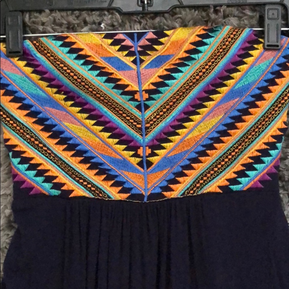 Dress - Picture 2 of 4